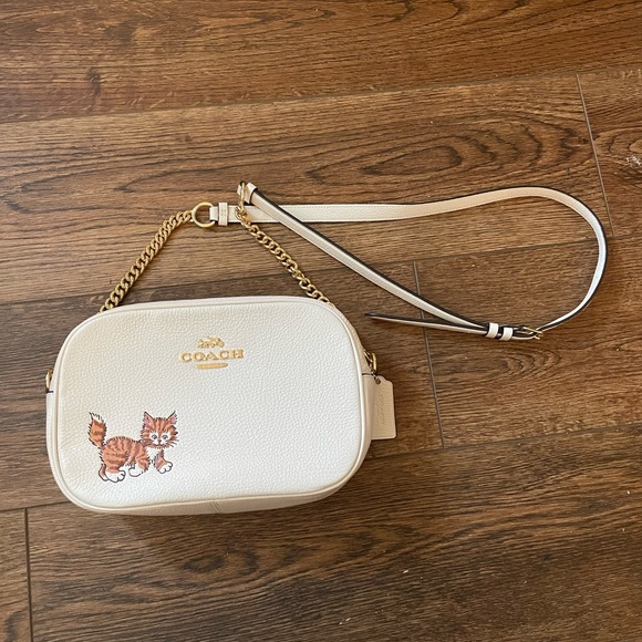 Coach Crossbody Camera Bag with Kitten! - Picture 2 of 5